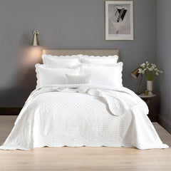 Scallop Jacquard Coverlet Set Pearl