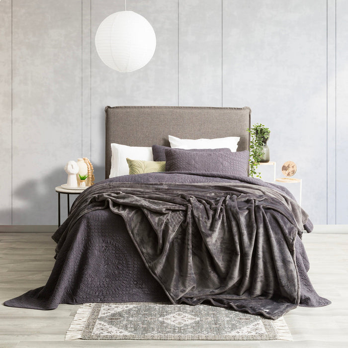 Plush Velvet Blanket Graphite