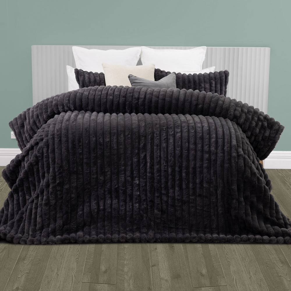 Arna Comforter Queen Charcoal