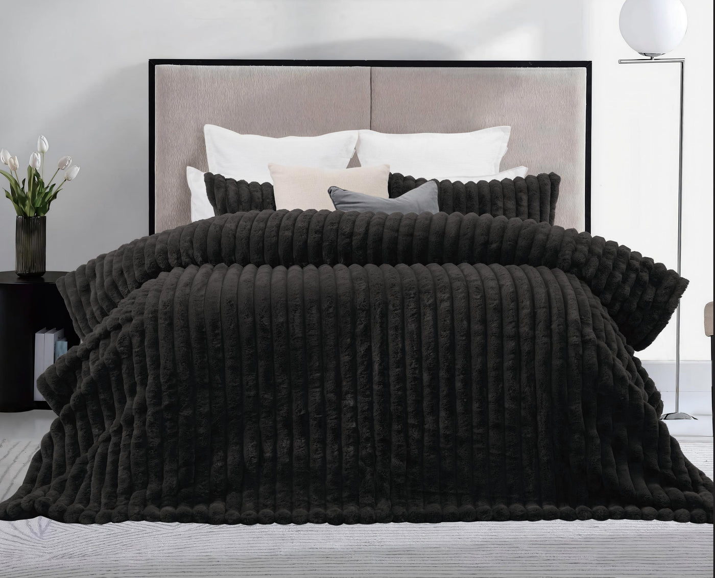 Arna Fleece Comforter Queen 240x240cm + 2 Pillowcases 48x73cm Black