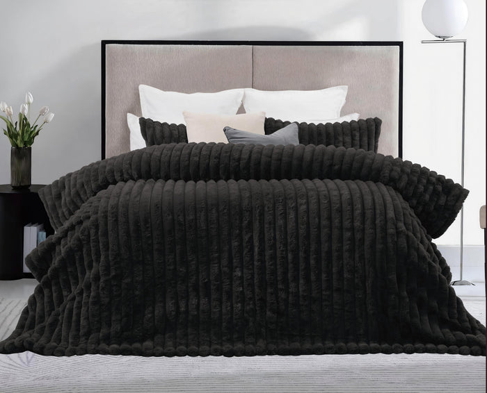 Arna Fleece Comforter Queen 240x240cm + 2 Pillowcases 48x73cm Black
