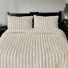 Arna Fleece Comforter King 255x240cm + 2 Pillowcases 48x73cm Coconut Milk