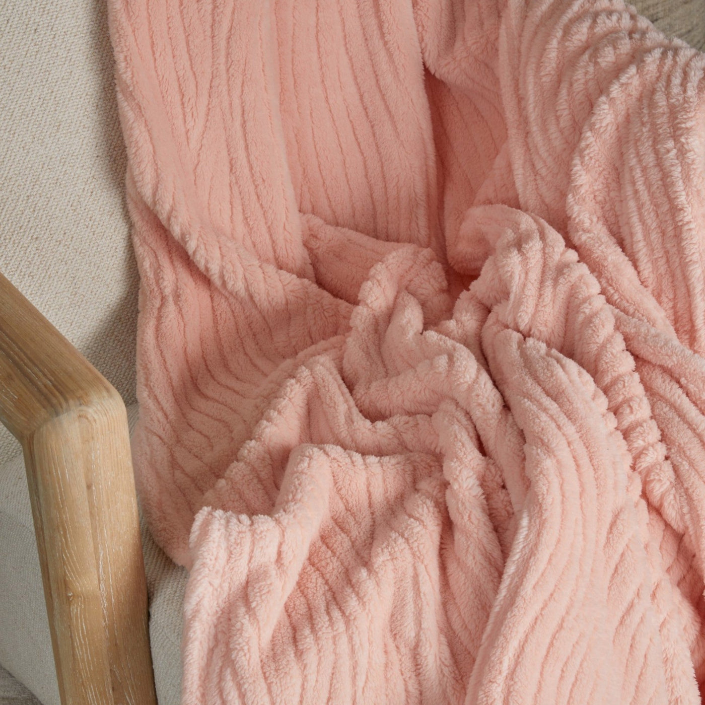 Fleur Darling Fluffy Blanket Soft Pink