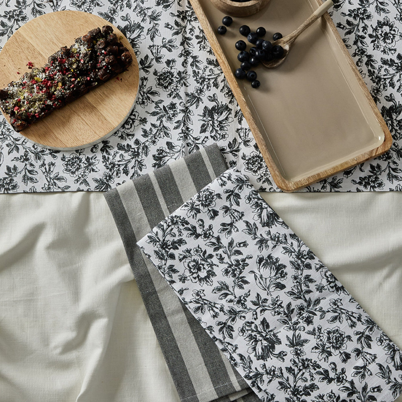 Floral Sonata 2pk Tea Towel Set 50 x 70 cm Charcoal