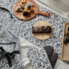 Floral Sonata Oven Mitt 2pk 19x35cm Charcoal