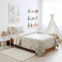 Kids Snow Leopard Flannelette Quilt Cover set